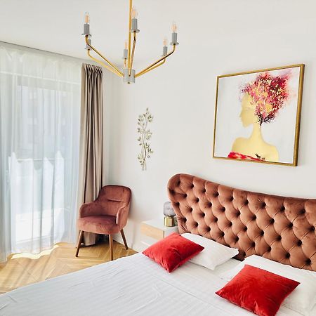 Bel Dom - The Central, Spacious 2 Rooms Luxury Apartment Cluj-Napoca Exterior photo