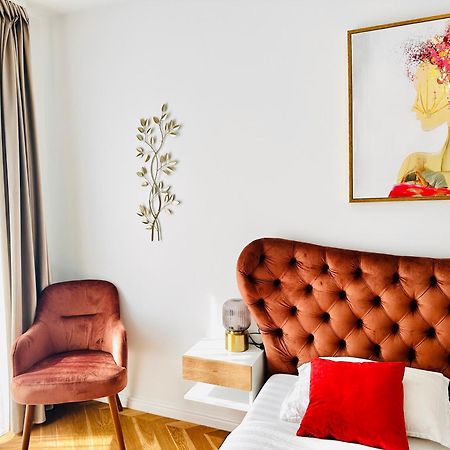 Bel Dom - The Central, Spacious 2 Rooms Luxury Apartment Cluj-Napoca Exterior photo