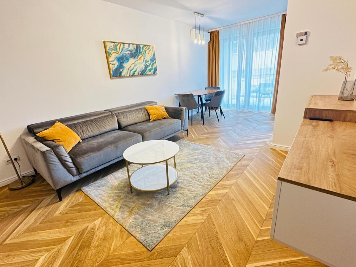 Bel Dom - The Central, Spacious 2 Rooms Luxury Apartment Cluj-Napoca Exterior photo
