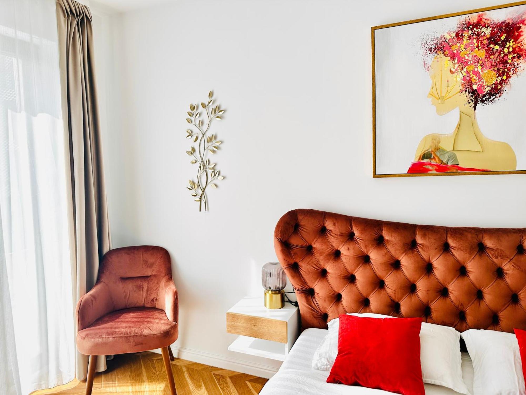 Bel Dom - The Central, Spacious 2 Rooms Luxury Apartment Cluj-Napoca Exterior photo